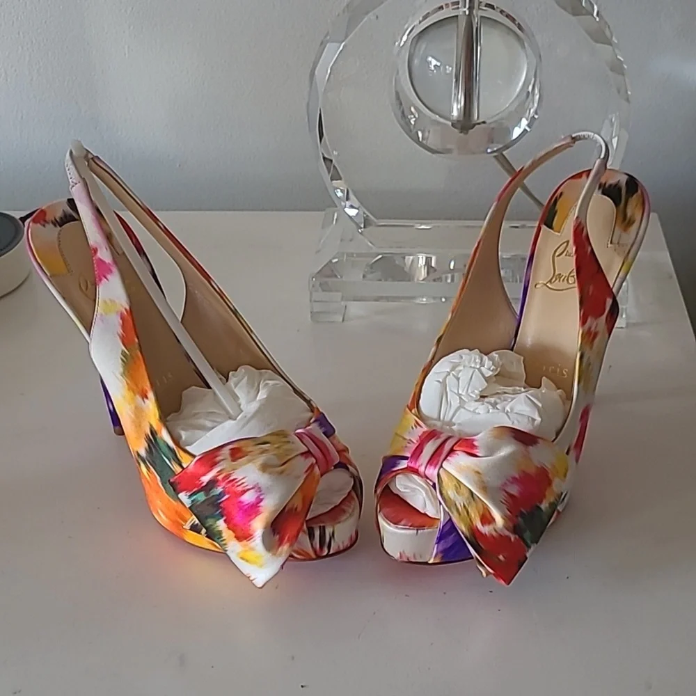 CHRISTIAN LOUBOUTIN Sandals - Picture 11 of 16